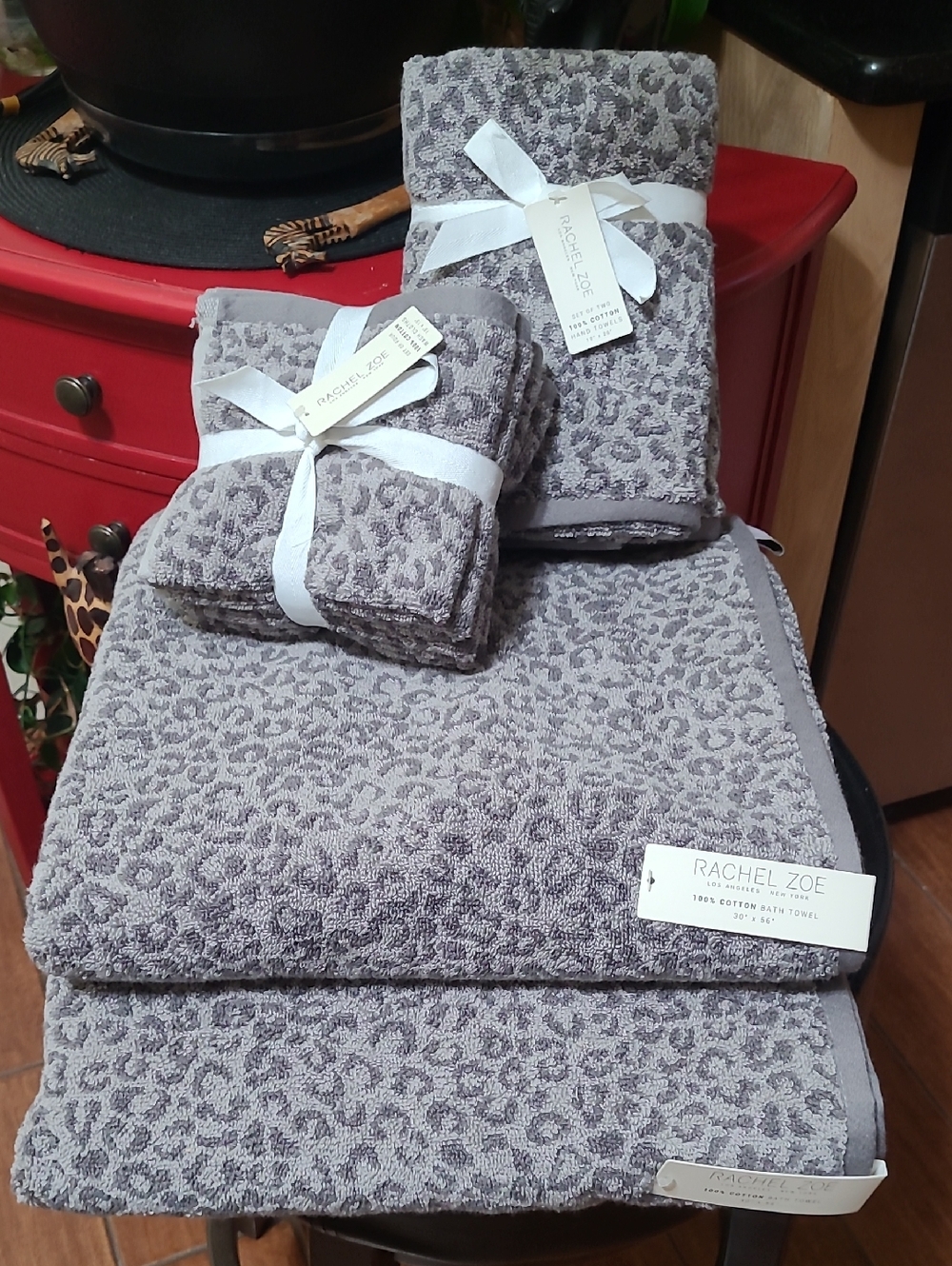 Rachel Zoe Cheetah Drizzle Bath Towel Set